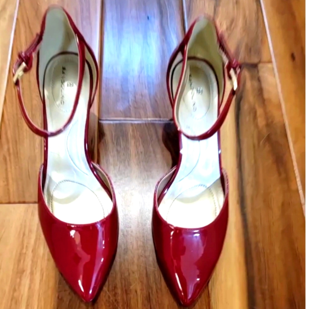 Bandolino Red Heels